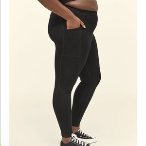 Girlfriend Collective High Rise Pocket Compressive Leggings in Black Size Small